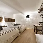 Palazzo Mandurino Luxury Relais 4*