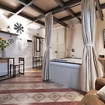 Palazzo Mandurino Luxury Relais 4*