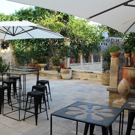 Palazzo Mandurino Luxury Relais Bed & Breakfast Zollino
